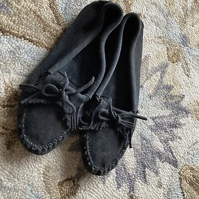 Minnetonka Moccasins Size 11 Women's Kilty Driving Mocs Black Suede Style 400 • $18