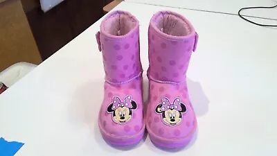 Toddler Girl Minnie Mouse Boots Size 10 • $10.99