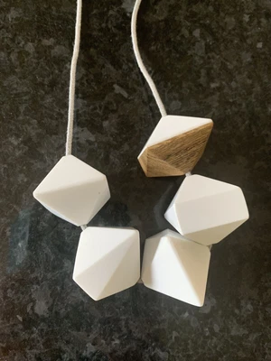 $18.50 • Buy ELK - Chunky White Timber Adjustable Necklace - New With Tags 