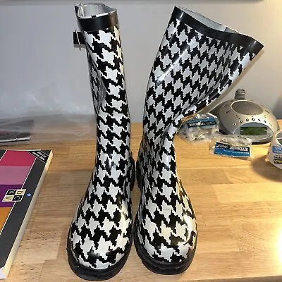 Merona Woman Black & White Houndstooth Buckle Mid Calf Rubber Rain Boots Size 9 • $20