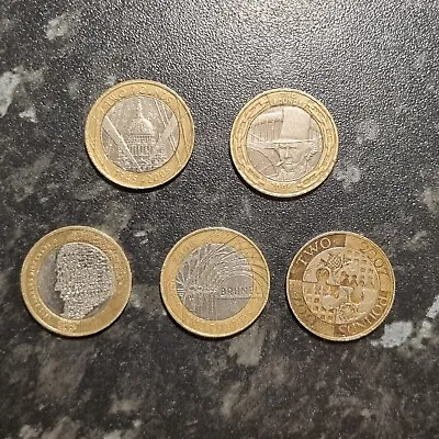 Two Pound Coin Job Lot Bundle 5 X £2 Pound Coins Circulated  Possible Mistrikes? • £22.95
