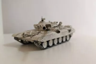 Soviet T-72 Main Battle Tank In Winter White - *RARE* Revell 1:72 Model Kit • £59.99