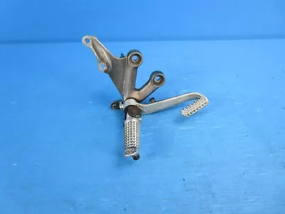 04 05 2004 2005 Suzuki Gsxr 600 750 Right Rearset Rear Set Foot Peg Bracket Oem • $29.95