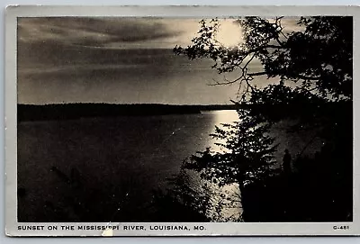 Damaged Card Sunset On Mississippi River Louisiana Missouri Postcard • $3