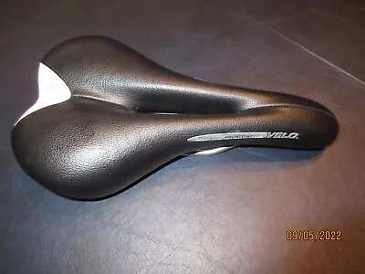 Velo Gel Men’s & Women’s Saddles With Cutout (new Without Package). • $30