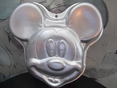 Vintage Wilton Mickey Mouse Face Cake Pan 2001 Disneyland Disney Food • $24.99