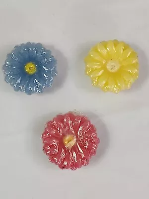 3 Multicolor Floating Flower Candles Pink Blue Yellow Never Used Plastic Wrapped • $4