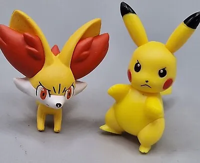 £4 • Buy 2 Tomy Pokemon Mini Fugures Pikachu & Fennekin