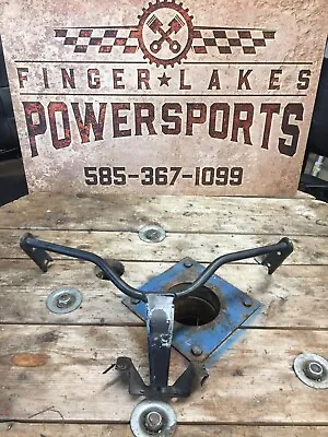 1992 Yamaha FZR600 Upper Mirror Stay Bracket 3HE-2831W-50-00 • $117.99