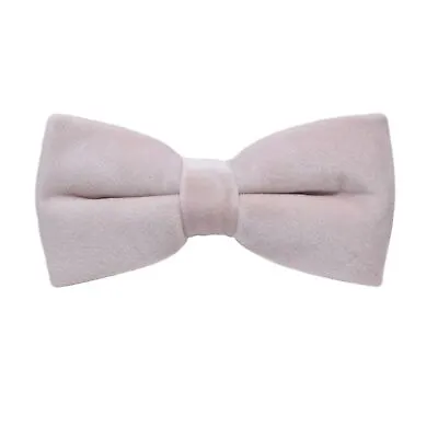 Luxury Dusky Light Pink Velvet Bow Tie • £11.99