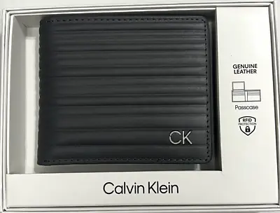 New Calvin Klein Men's Genuine Leather Passcase Wallet Gray Color $27.00 • $27