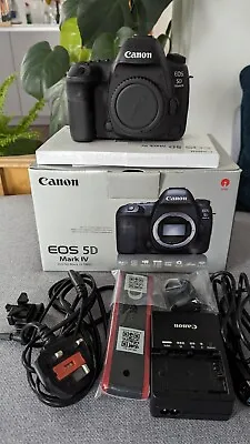 Canon EOS 5D Mark IV 30.4 MP Digital SLR-Black • £1300