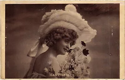 PC GABY DESLYS THEATRE STAR (a38822) • $11.99