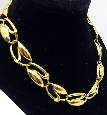 Vintage Trifari Ornate Chain Link Necklace Smooth Signed 14-16.5 • $22.95