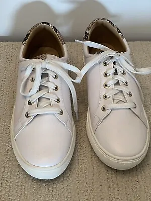 $15.99 • Buy Zara Womens Lace Up Sneakers .Size 8.5 White With Faux Snakeskin Detail. New