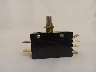 Minuteman Replacement Switch-Snap Act 20a 1 Or 2 Hp - 125 Or 250 Vac 740806 • $20