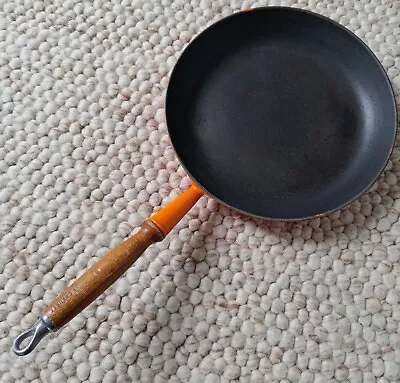 Le Creuset Frying Pan/ Skillet Cast Iron - Orange - 30cm Wooden Handle  • £55