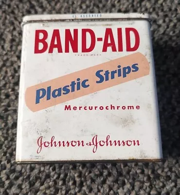 Vintage Band-Aid Plastic Strips Bandages Johnson & Johnson Metal Tin Box Package • $3.99