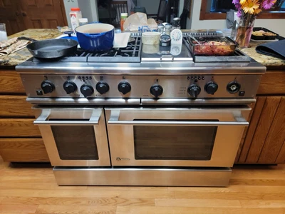 $3000 • Buy GE 48  Monogram Gas Range With Griddle 