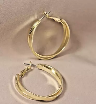 On Trend 9ct Gold Filled Twisted Hoop Leverback Closure Earrings Gift BirthdayG9 • £5.99