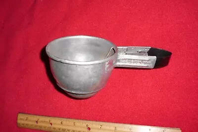 Vintage Foley Aluminum Small 1 Cup Flour Sifter W/Squeeze Handle • $7.77