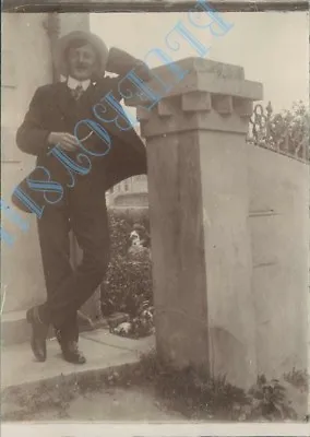 Man Posing By The Gate Of His House Suit Straw Hat  Edwardian Photo 4 X 3 Inch  • $9.87