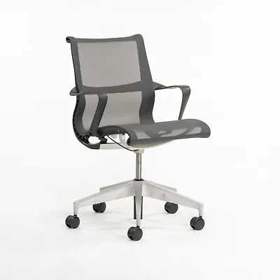 £340.39 • Buy 2018 Herman Miller Studio 7.5 Graphite Frame + Mesh Setu Desk Chair 6x Available