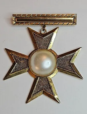 Vintage Gold Tone Military/ Maltese Cross With Pearl Cabochon Brooch/ Metal/ Pin • $9.99