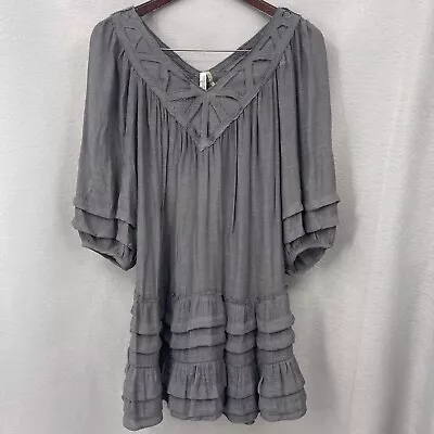 Monoreno Dress Womens Medium Ruffle Lagenlook Cutout V Neck Gray Eyelet Lace • $25.95