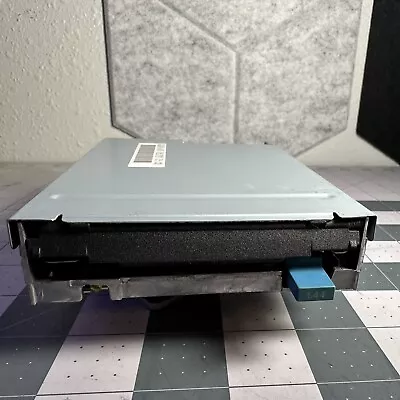 $49.99 • Buy Ibm 88g4768 1.44mb Internal Floppy Drive P/n 1619728 Yd-702d-6037d A - Vintage