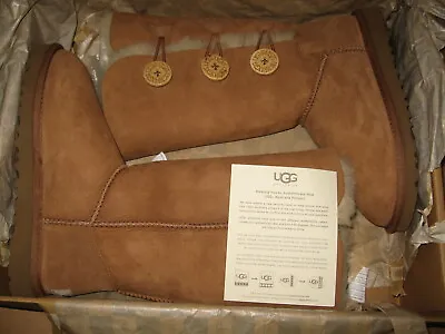 UGG Women's Bailey Button Triplet Boot • $124.99