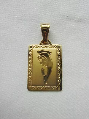 18K 750 Yellow Gold Rectangular Madonna Virgin Mary Pendant Charm 2 Grams Italy • $185