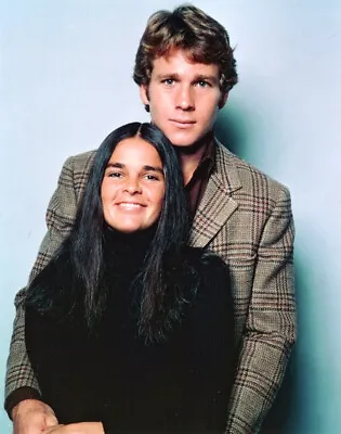 Ali MacGraw Ryan O'Neal 8x10 Photo #W5156 • $8.99