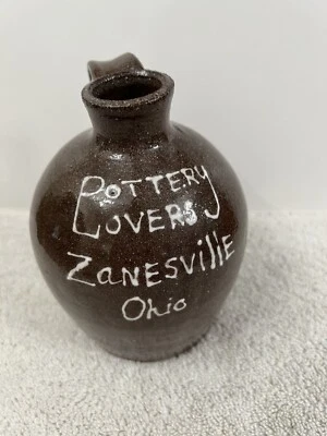 POTTERY LOVERS Zanesville Stoneware JUG MATVIN BAILY 2008  6” Tall • $45