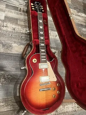 $1600 • Buy Gibson Les Paul Standard '50s Heritage Cherry Sunburst