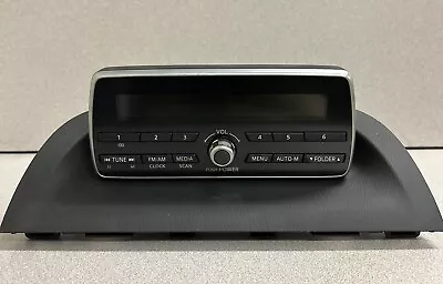 2014-2018 Mazda 3 AM FM Mp3 Radio Receiver BHN9669R0A OEM   MA2042 • $85