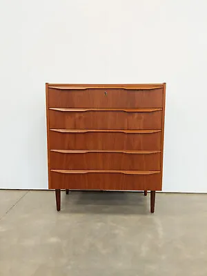 Vintage Danish Mid Century Modern Teak Dresser / Chest Of Drawers • $1094.86