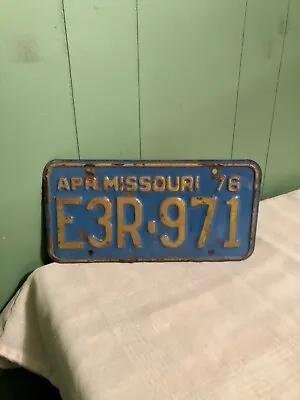 Vintage 1976 Missouri License Plate DMV Man Cave Bar Restaurant E3R 971 Blue • $24