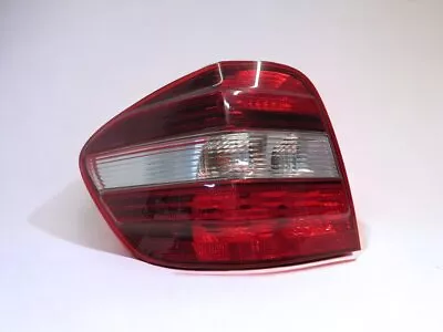 MERCEDES-BENZ ML-CLASS (W164) LE9867 Tail Light Corner Left A1649061100 • $70.17