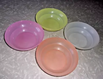 4 Vintage Tupperware Cereal Bowls Pastel Colors #155 • $12.99