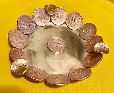 VINTAGE 1956 - 1970  Mexico 20 Centavos .950 Copper 16 COINS On Brass ASHTRAY • $16