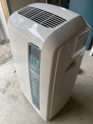 $350 • Buy Delonghi 5000watt  Inverted 3.5 KW Portable Air Conditioner