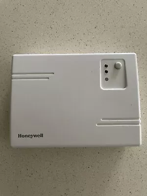 Honeywell Wireless Receiver Unit R6660D • £13