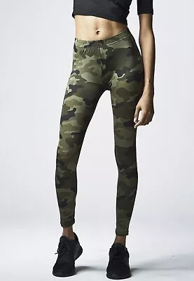 Urban Classics Ladies Camo Leggings Sport - M • £7.99