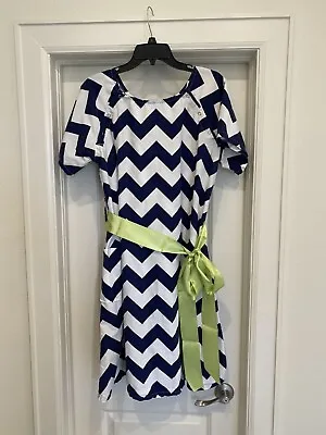 £12.16 • Buy Maternity Hospital Delivery Gown In Navy Chevron W/green Satin Sash. Size Medium