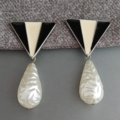 $35 • Buy Vintage BEN AMUN Earrings Clip On  Enamel Pearl Triangles Black White 2 3/8”