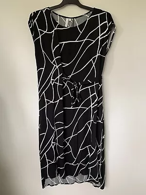 Pq The Label Scoop Neck Hip Tie Black Maxi Dress Size S/m 16 18 • $24.95