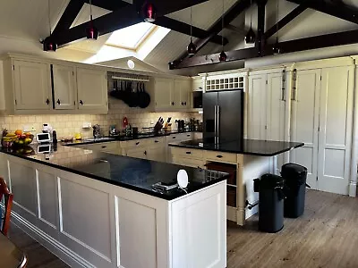 £560 • Buy Second Hand Country Kitchen Units White Solid Wood Black Granite Worktop Bespoke