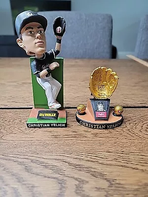 Christian Yelich Replica Gold Glove Statue Bobblehead Miami Marlins SGA  • $29.99