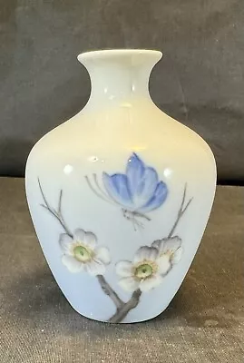 Denmark ROYAL COPENHAGEN  Vintage 3” VASE Blossom Tree & Butterfly 2301/395 • $24.97